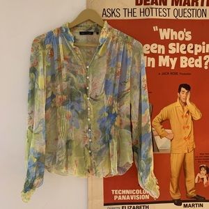 Transparent blouse with flowers